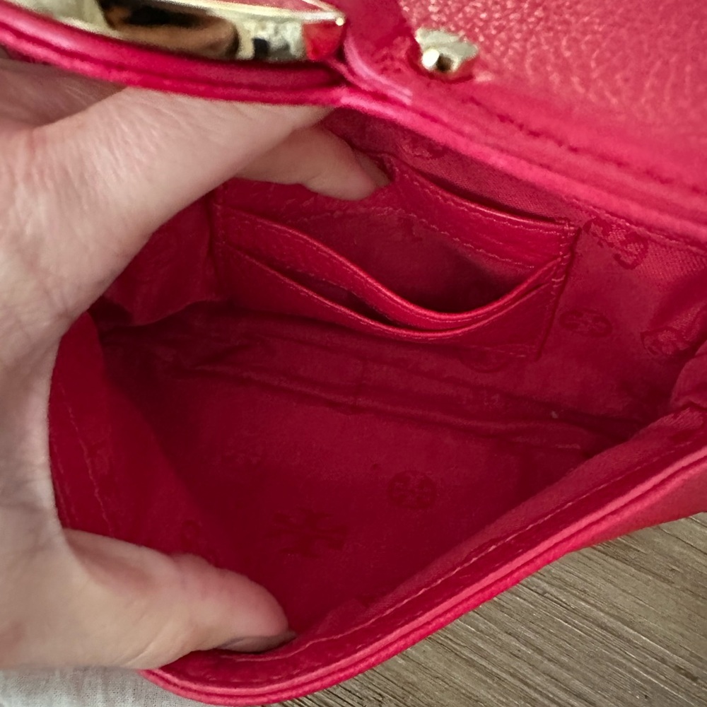 Tory Burch Amanda Leather Mini Crossbody Bag Red - Picture 5 of 5